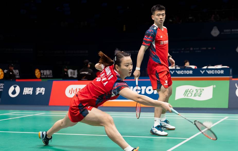 爱游戏娱乐-韩国队碾压中国队，郑思维高光表现