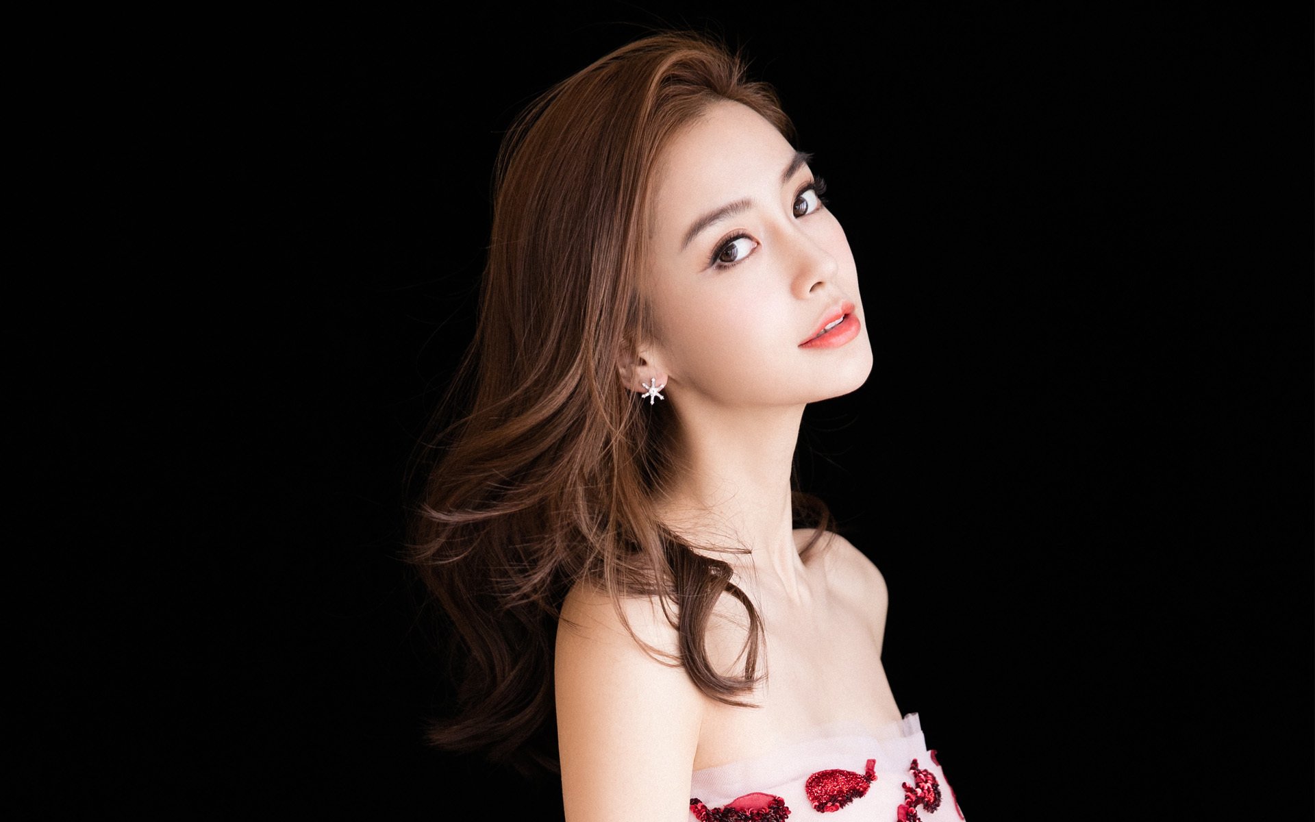 网坛新纪元,阿尔卡拉斯完美风暴席卷年终总决赛,蒙特卡洛王朝黯然失色