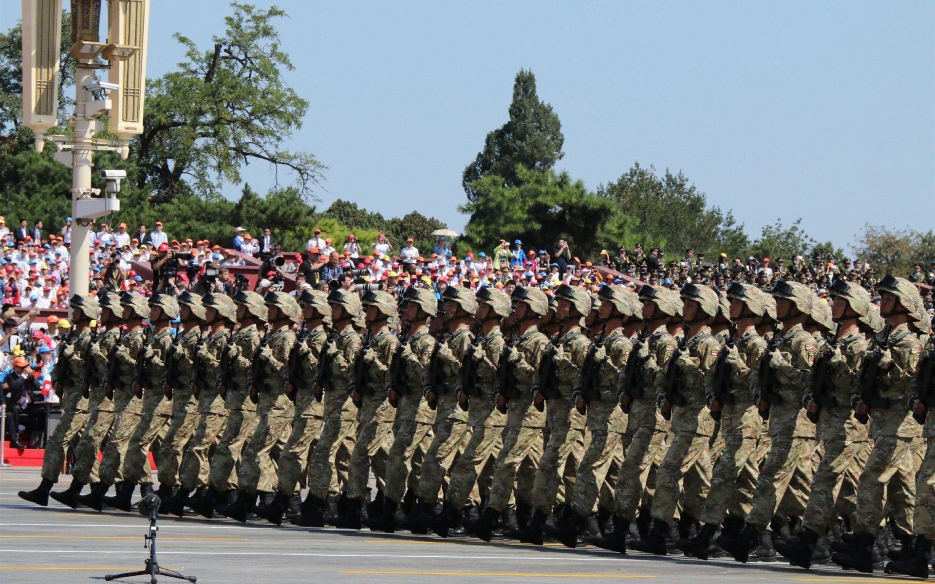 英格拉姆，稳定如程序代码，他的不掉线输出让广厦防线无解