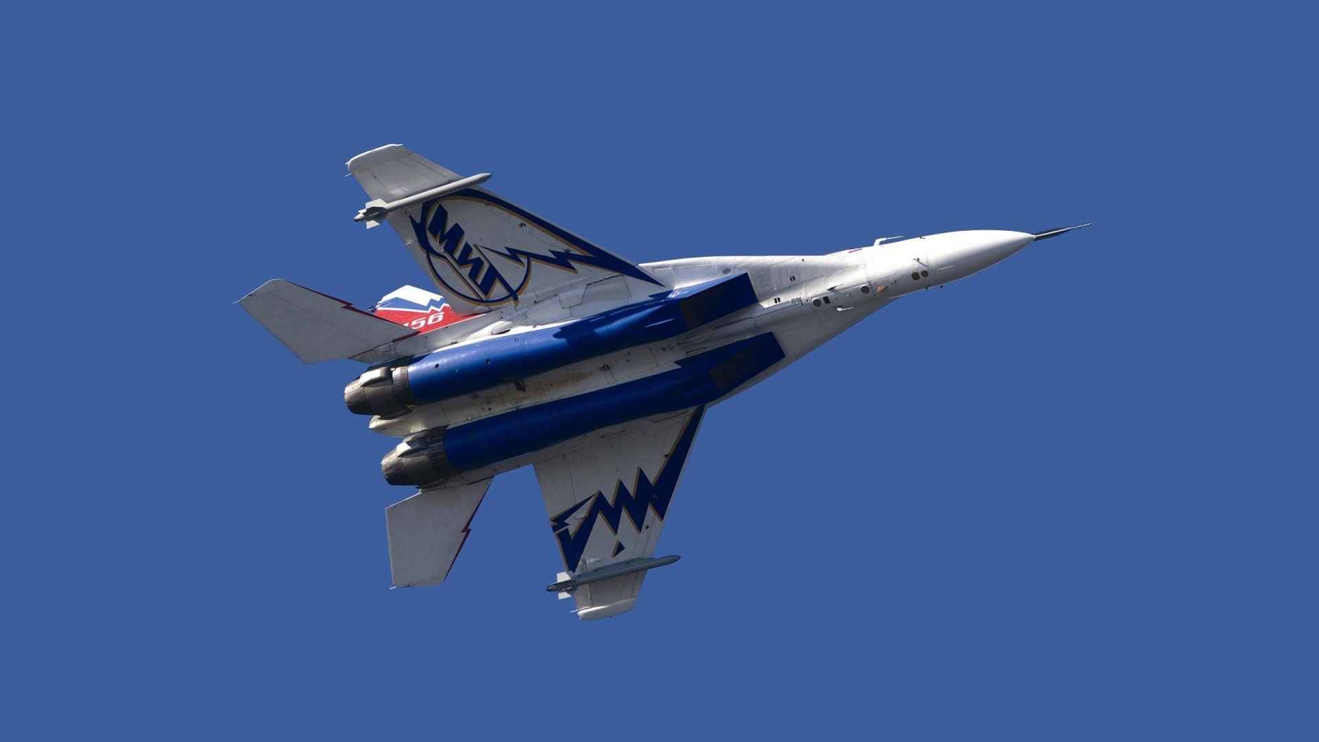 狙击手与手术刀，布伦森提前终结悬念，湖人精密拆解公牛